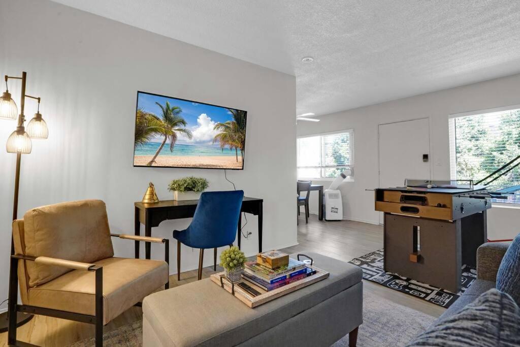 6Th Haven, Arcade, King Bed, Games, 1 Mile To Beaches Long Beach Extérieur photo