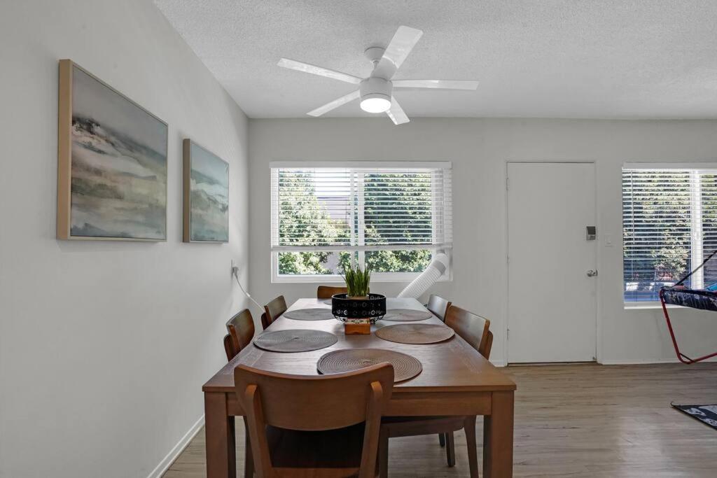 6Th Haven, Arcade, King Bed, Games, 1 Mile To Beaches Long Beach Extérieur photo