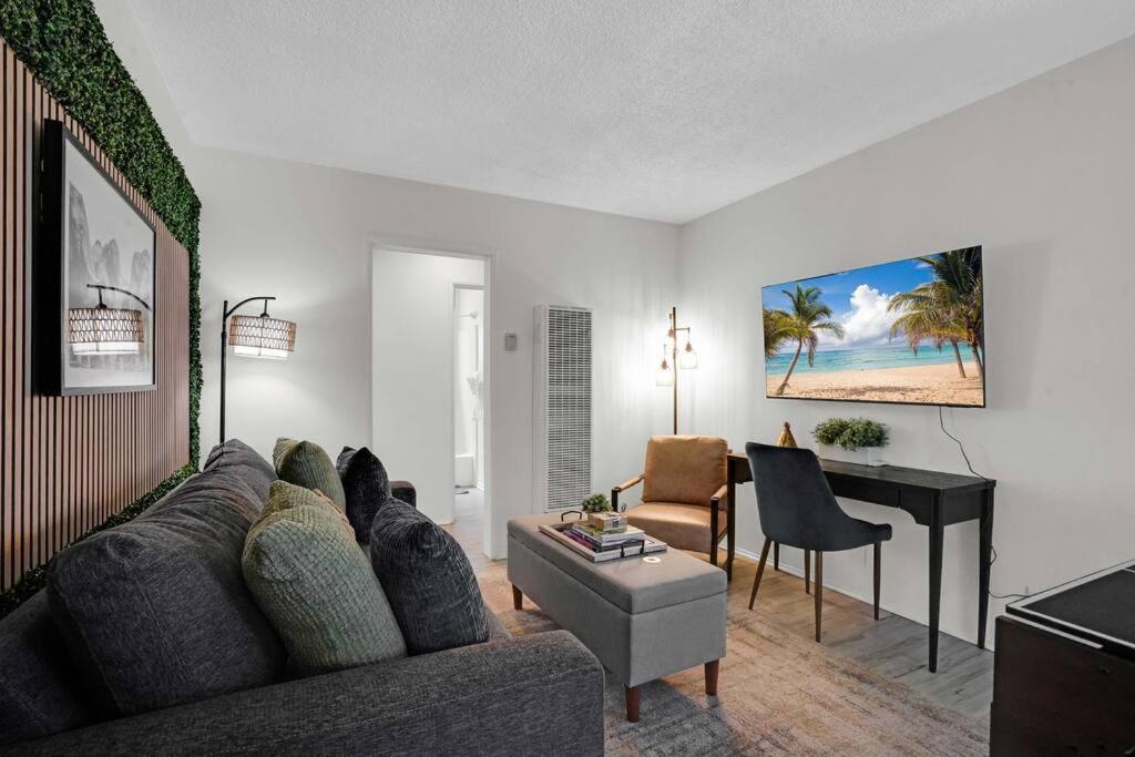 6Th Haven, Arcade, King Bed, Games, 1 Mile To Beaches Long Beach Extérieur photo