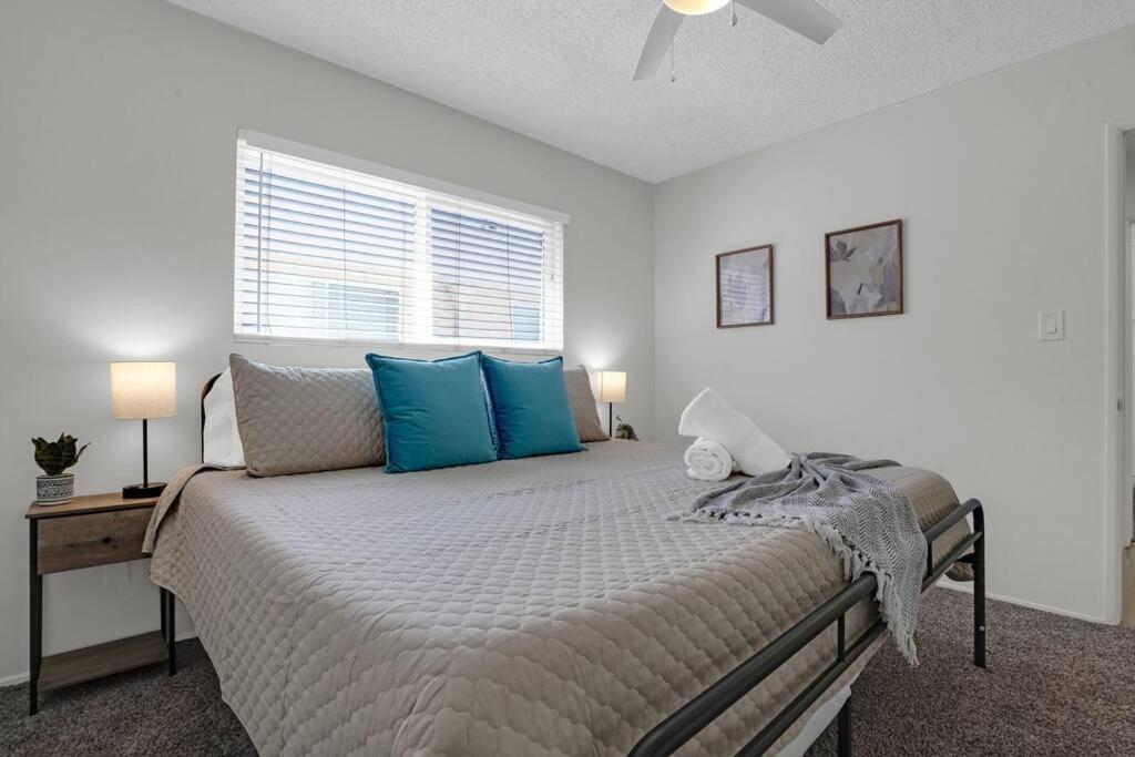 6Th Haven, Arcade, King Bed, Games, 1 Mile To Beaches Long Beach Extérieur photo
