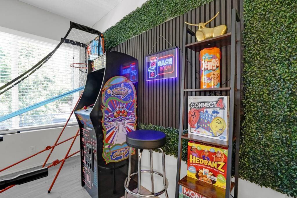 6Th Haven, Arcade, King Bed, Games, 1 Mile To Beaches Long Beach Extérieur photo